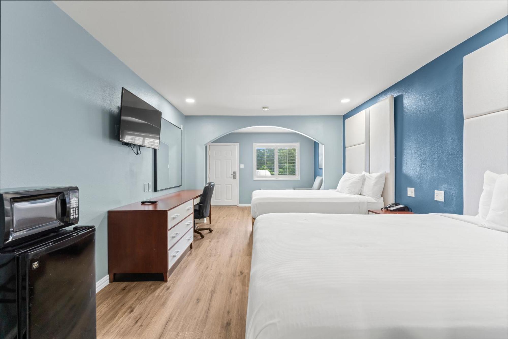 Executive & Motel
